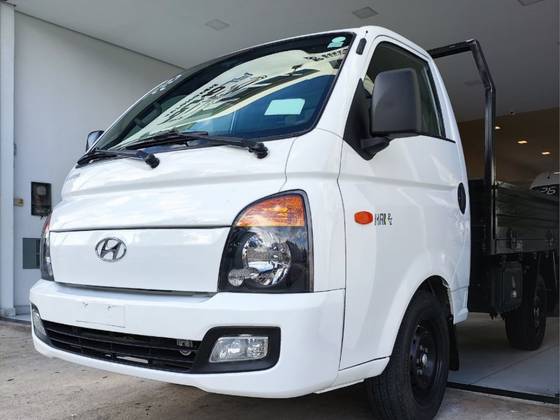 HYUNDAI HR 2.5 LONGO SEM CAÇAMBA 4X2 16V 130CV TURBO INTERCOOLER DIESEL 2P MANUAL